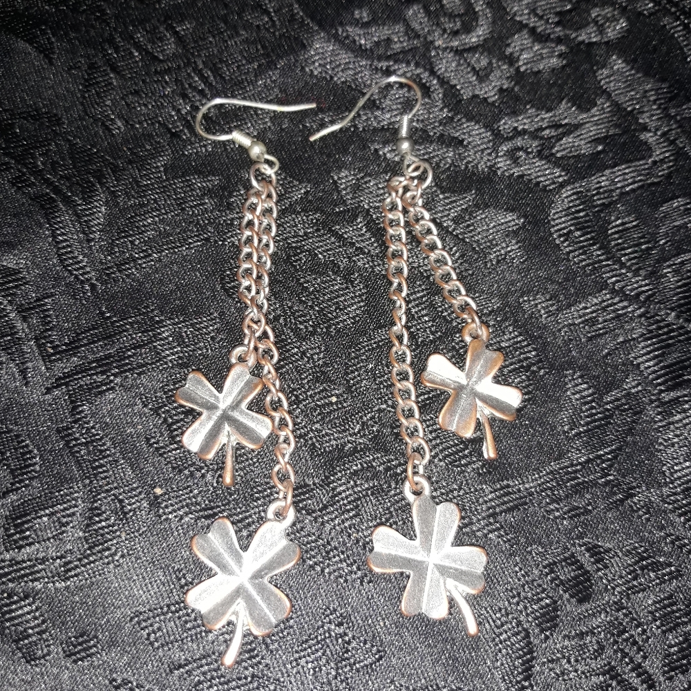 Shamrock Clover Dangle Earrings Hot Topic